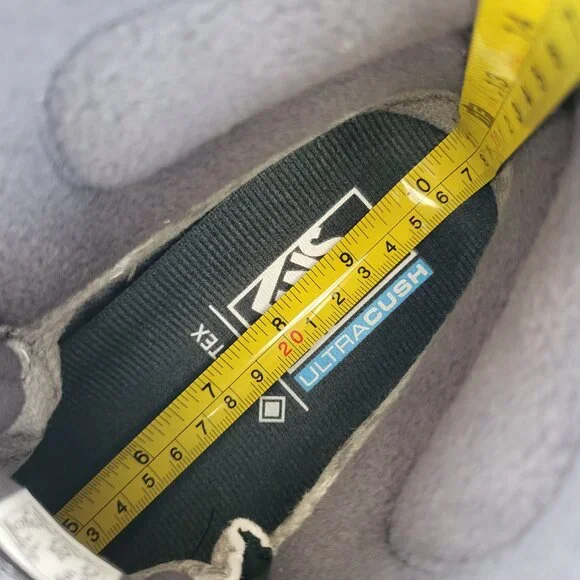 Vans MTE Sk8-Hi Gore-Tex Waterproof Scarab/Grape Leaf - Picture 14 of 16